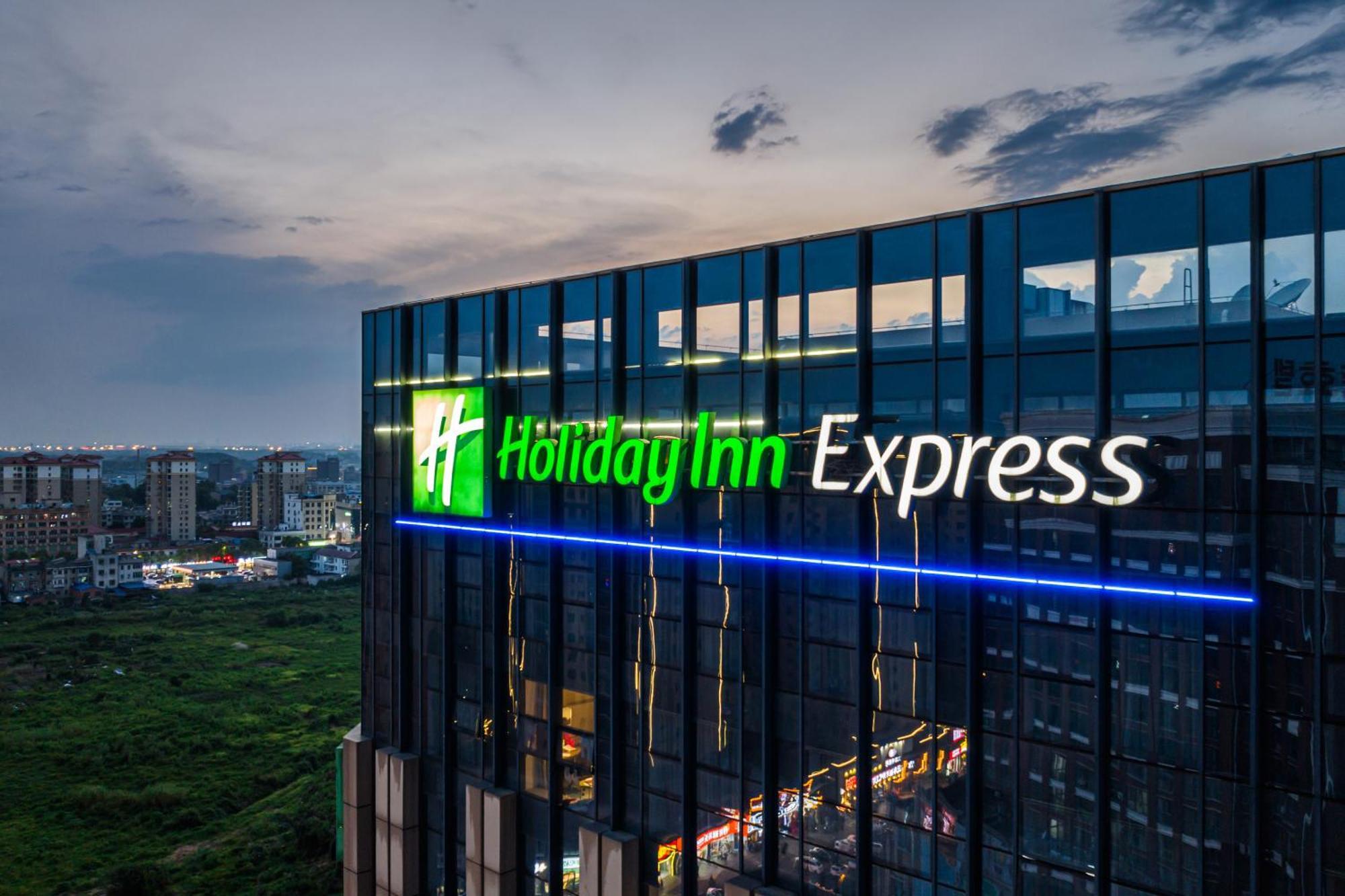 Holiday Inn Express - Liuyang Development Zone By Ihg Changsha Huanghua Airport Kültér fotó